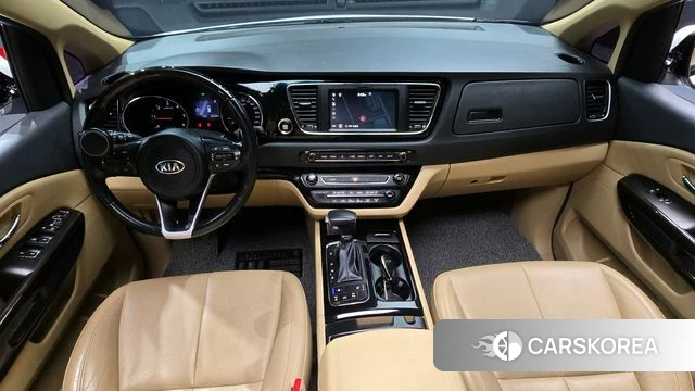Kia All New Carnival id 4345804 из Кореи 17