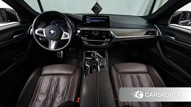 BMW 5 Series (G30) id 3598136 из Кореи 17