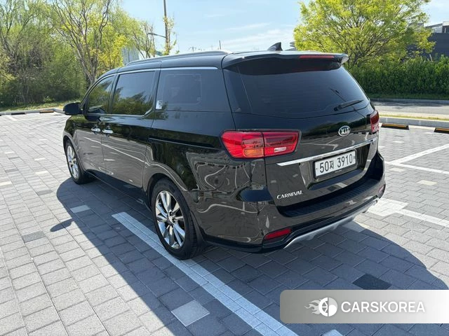 Kia The New Carnival id 4496782 из Кореи 17