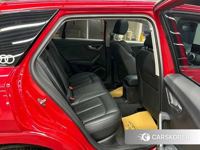 Audi Q2L id 4257174 из Китая 17