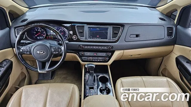 Kia The New Carnival id 2797639 из Кореи 17