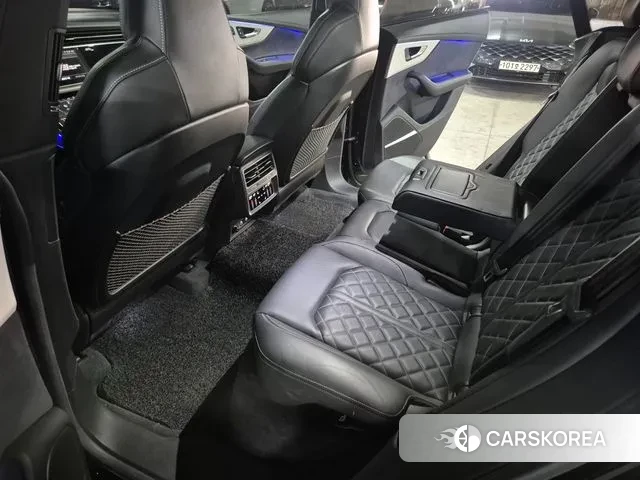 Audi Q8 (4M) id 3447614 из Кореи 9