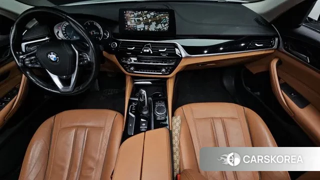 BMW 5 Series (G30) id 3494760 из Кореи 17