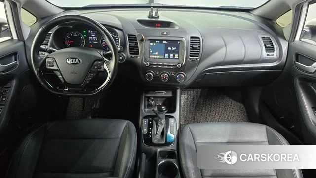 Kia The New K3 id 3925152 из Кореи 17