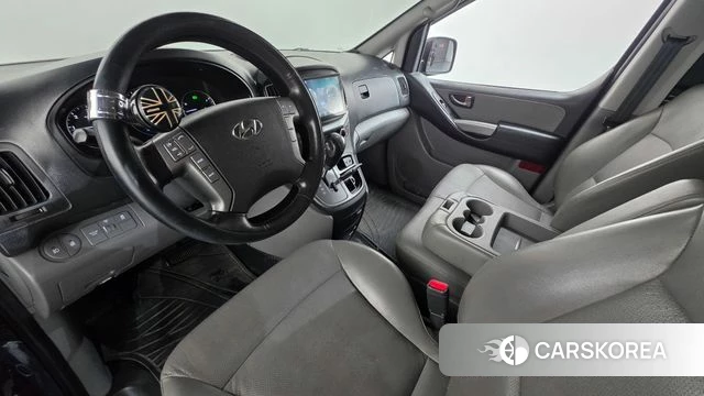 Hyundai The New Grand Starex id 4937836 из Кореи 17