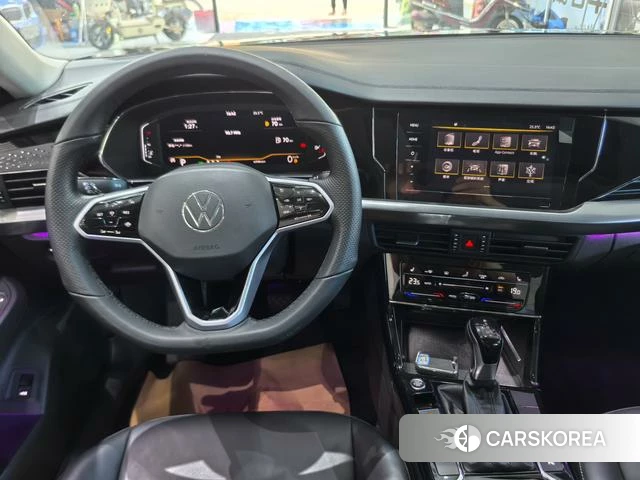 Volkswagen Passat id 4393794 из Китая 7