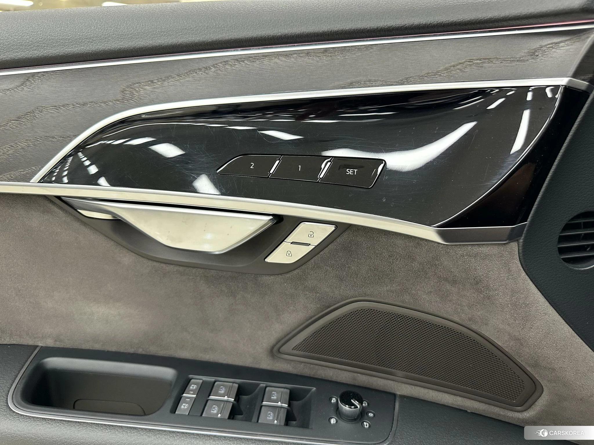 Audi A8 id 4512586 из Китая 11