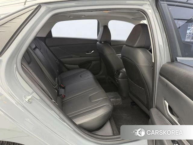 Hyundai Elantra id 4257799 из Китая 15