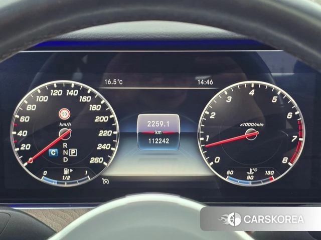 Mercedes-Benz E-Class W213 id 3905414 из Кореи 17