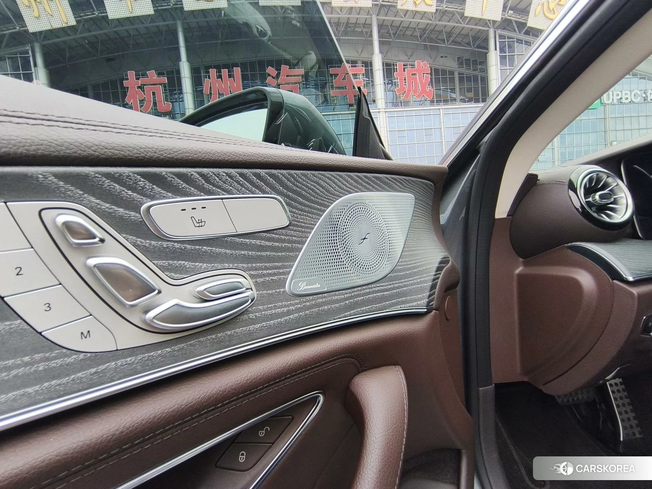 Mercedes-Benz CLS id 4452648 из Китая 13