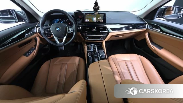 BMW 5 Series (G30) id 4530580 из Кореи 28