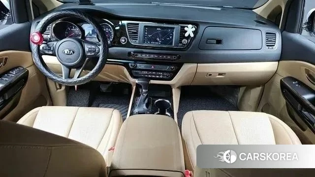 Kia The New Carnival id 3905425 из Кореи 17