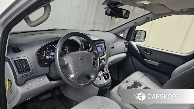 Hyundai The New Grand Starex id 3045251 из Кореи 17