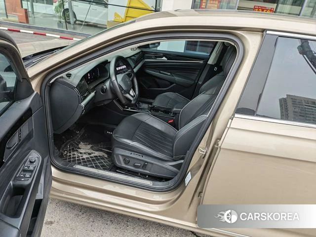 Volkswagen Passat id 4265870 из Китая 7