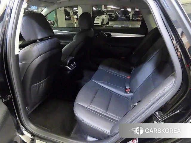 Hyundai The New Grandeur IG id 3011850 из Кореи 17