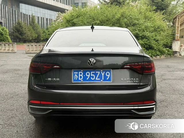 Volkswagen Sagitar id 4335996 из Китая 17