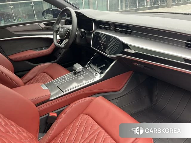 Audi A7L id 4341699 из Китая 12