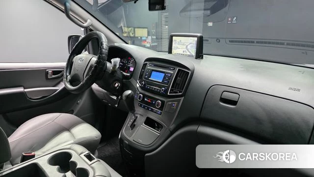 Hyundai The New Grand Starex id 3885226 из Кореи 17