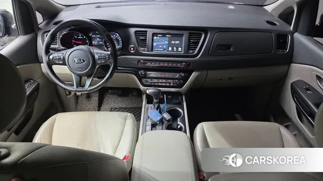 Kia The New Carnival id 3444828 из Кореи 17