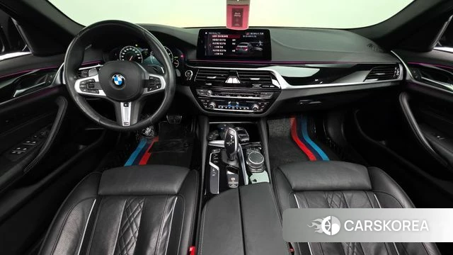BMW 5 Series (G30) id 4447352 из Кореи 30