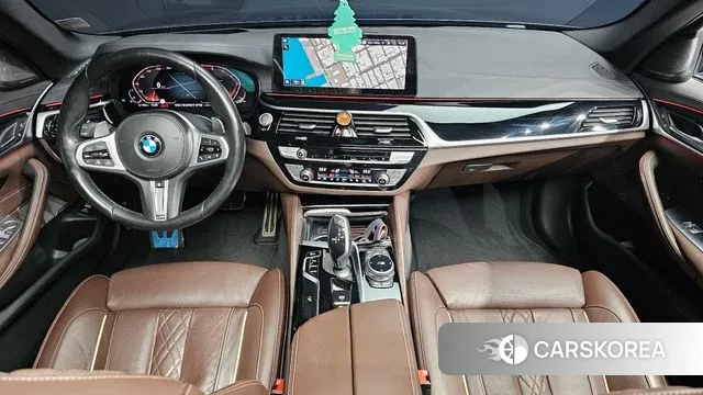 BMW 5 Series (G30) id 3378631 из Кореи 17