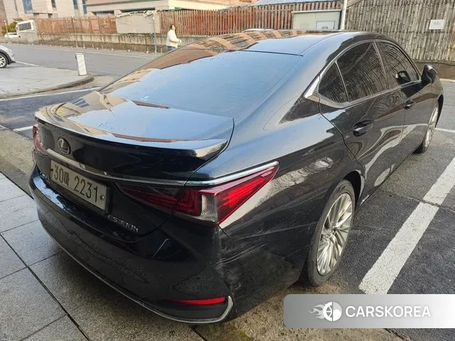 Lexus ES300h 7th generation id 3593152 из Кореи 15