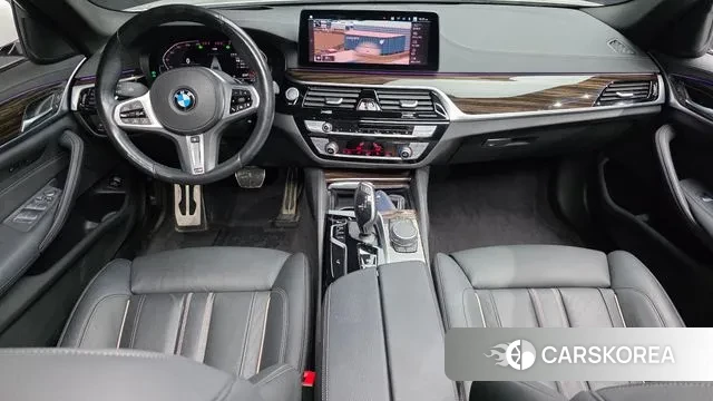 BMW 5 Series (G30) id 3546320 из Кореи 17