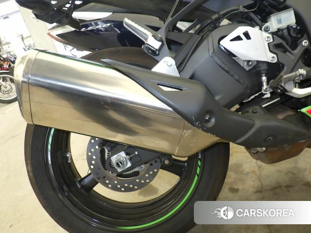 Kawasaki ZX-10R NINJA ABS id 4192702 из Японии 23