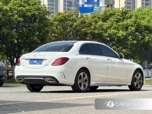 Mercedes-Benz Class C id 4277618 из Китая 17