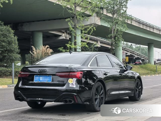 Audi A6L id 4328625 из Китая 14