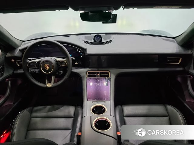 Porsche Taycan id 4177658 из Кореи 17