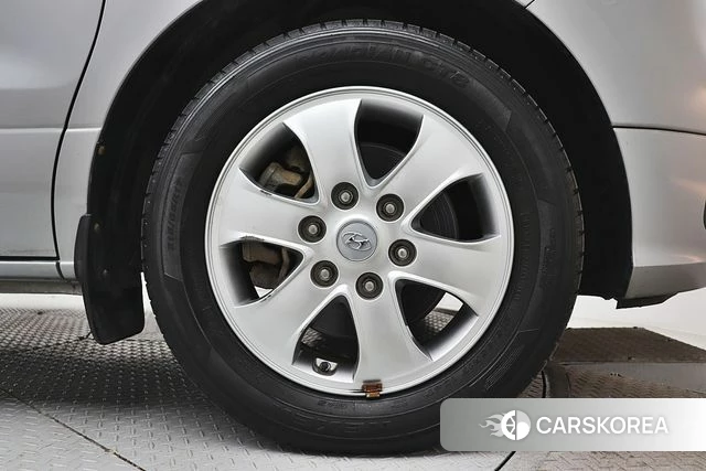 Hyundai The New Grand Starex id 4251012 из Кореи 17