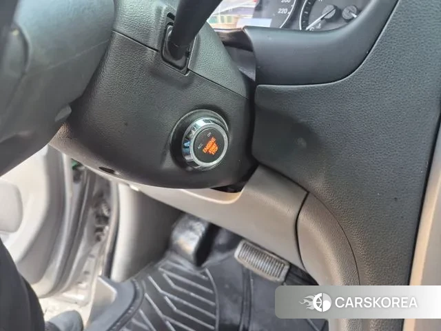 Hyundai The New Grand Starex id 3766437 из Кореи 17