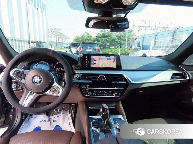 BMW 5 Series (G30) id 2977329 из Кореи 16