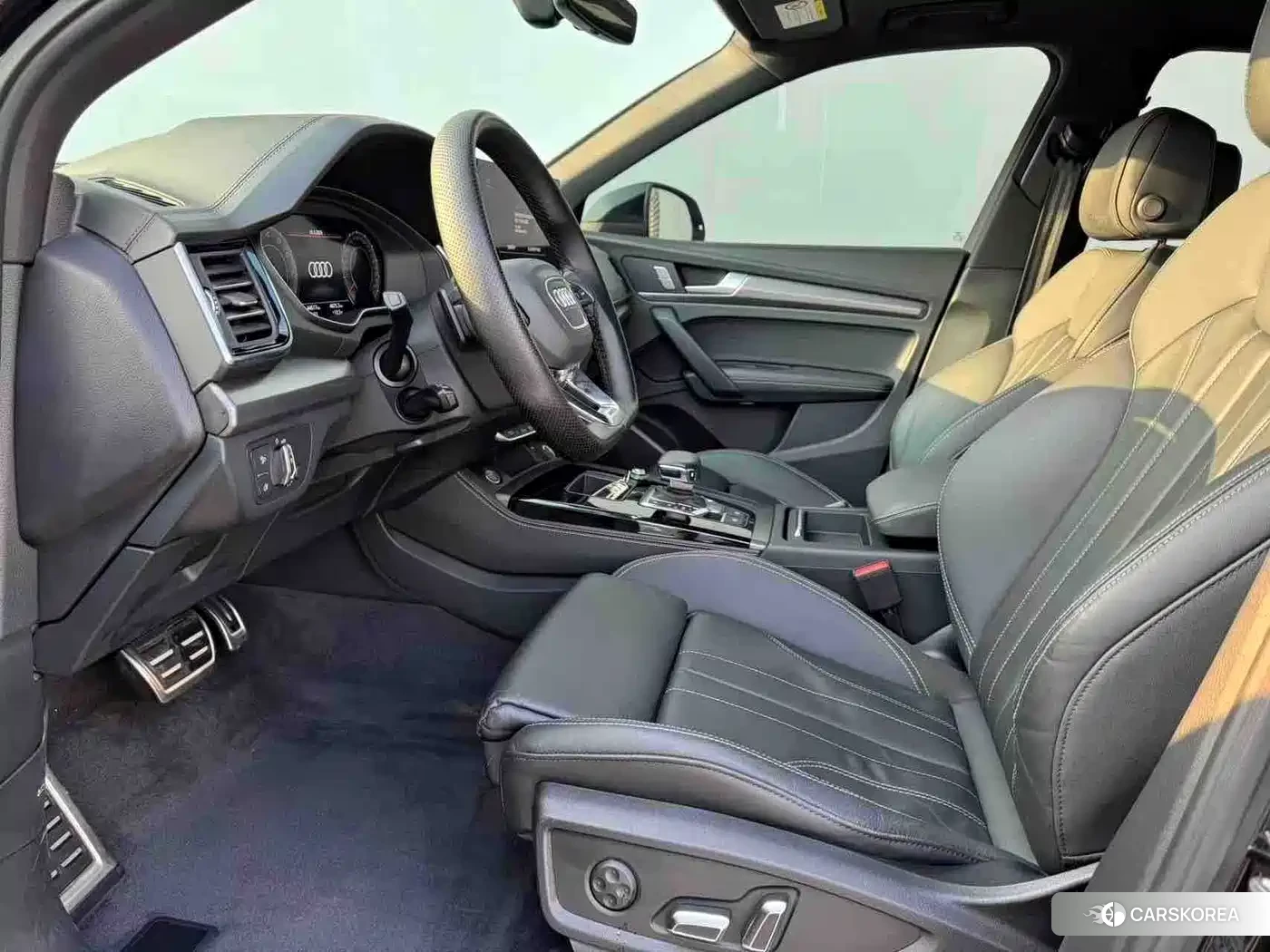 Audi Q5L id 4545648 из Китая 7
