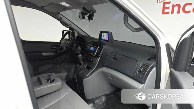 Hyundai The New Grand Starex id 4350784 из Кореи 17