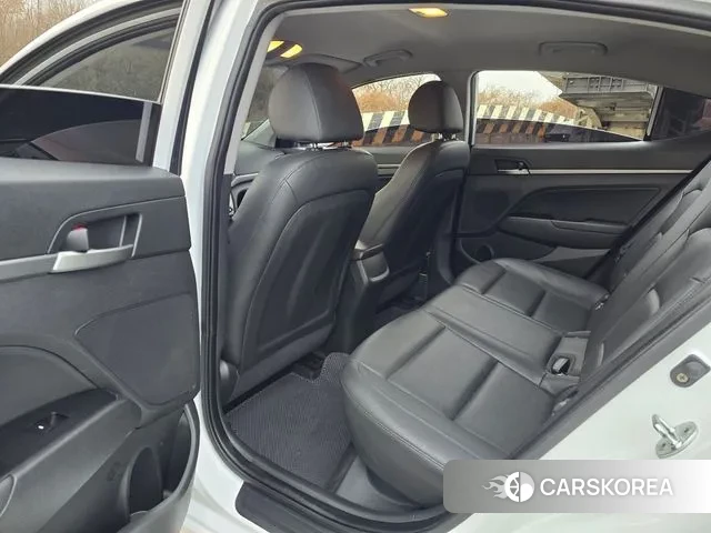 Hyundai Avante AD id 3595437 из Кореи 17