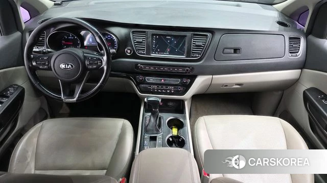 Kia The New Carnival id 4471453 из Кореи 17