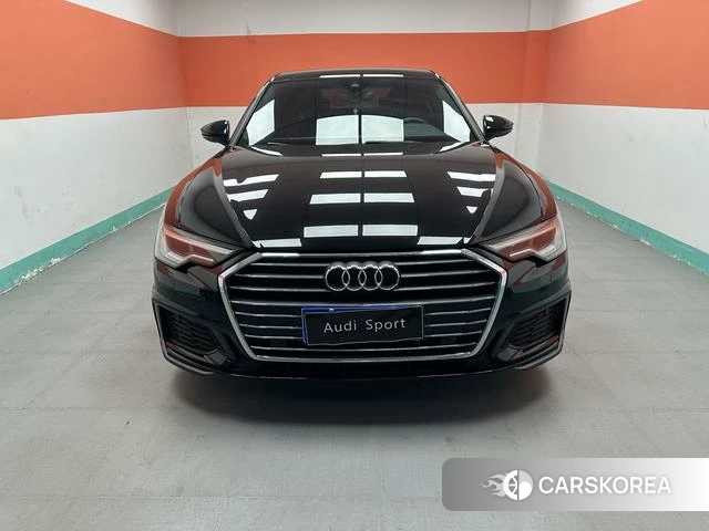 Audi A6L id 4242133 из Китая 7