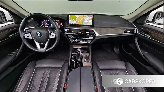 BMW 5 Series (G30) id 3472495 из Кореи 17