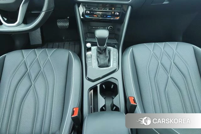 Volkswagen Tiguan L id 4261910 из Китая 14