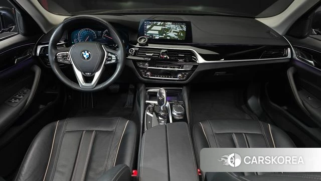 BMW 5 Series (G30) id 3937042 из Кореи 17