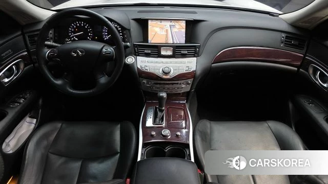 Infiniti Q70 id 3835033 из Кореи 17