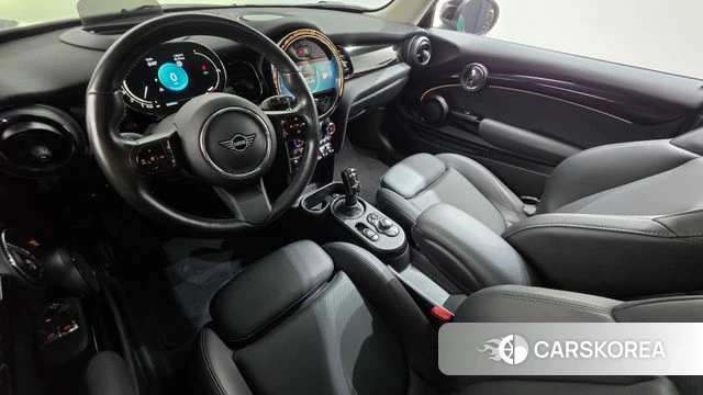Mini Cooper S id 4740791 из Кореи 31