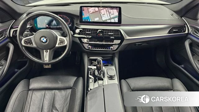 BMW 5 Series (G30) id 4408641 из Кореи 29