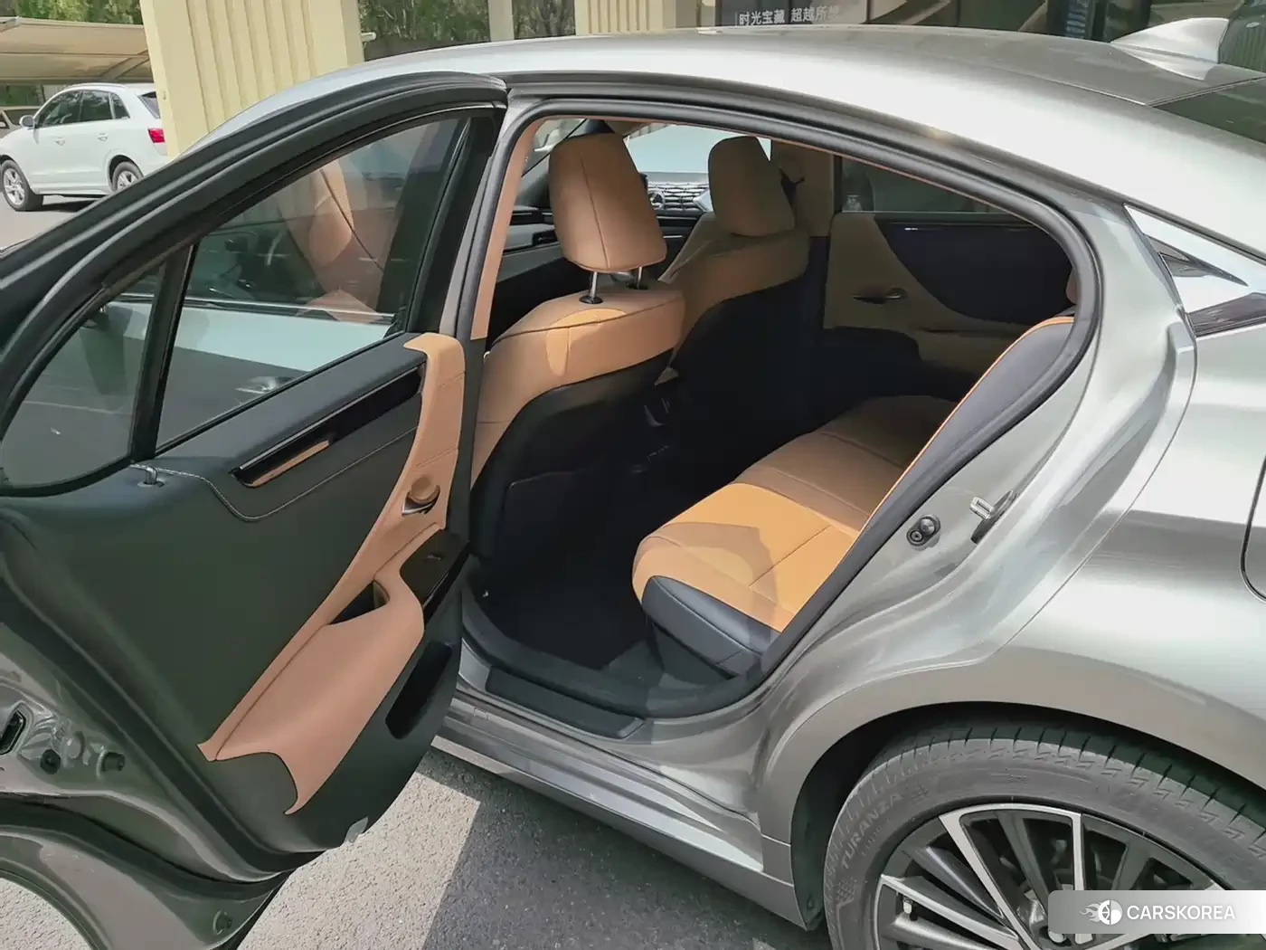 Lexus ES id 4653860 из Китая 7
