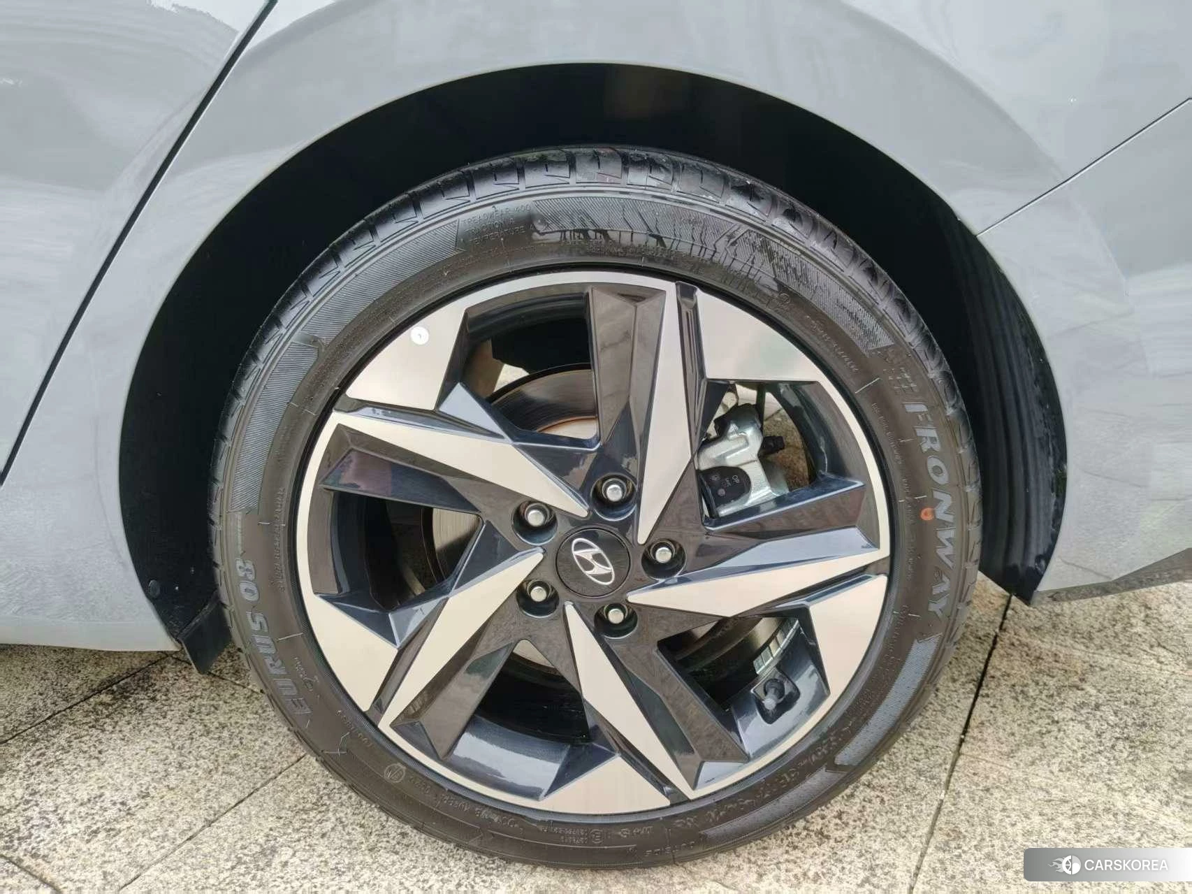 Hyundai Elantra id 4420943 из Китая 7
