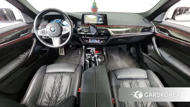 BMW 5 Series (G30) id 3254442 из Кореи 17