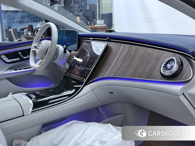 Mercedes-Benz EQE id 4399904 из Китая 16