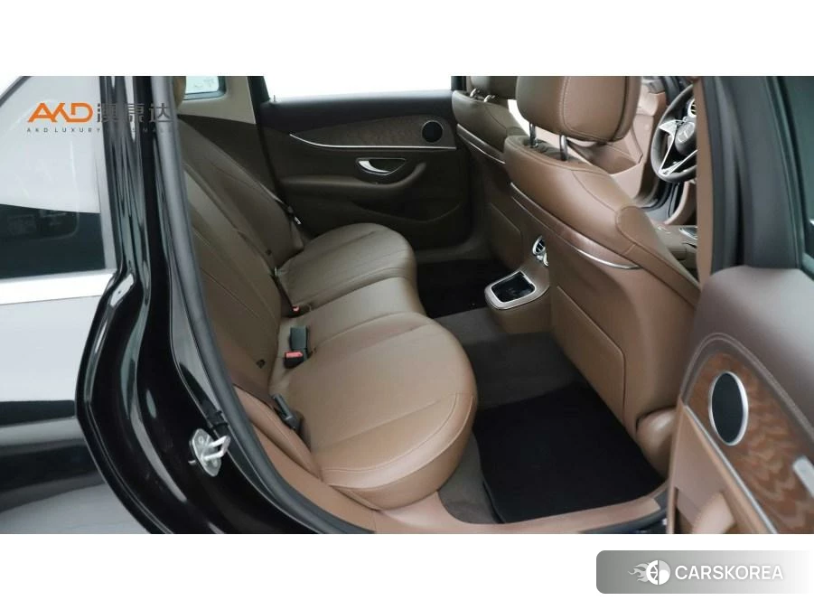 Mercedes-Benz E-class id 4426873 из Китая 7